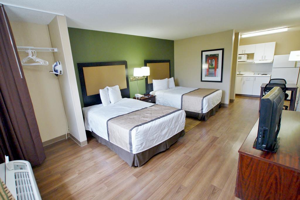 Hotel Extended America - - Dutchman